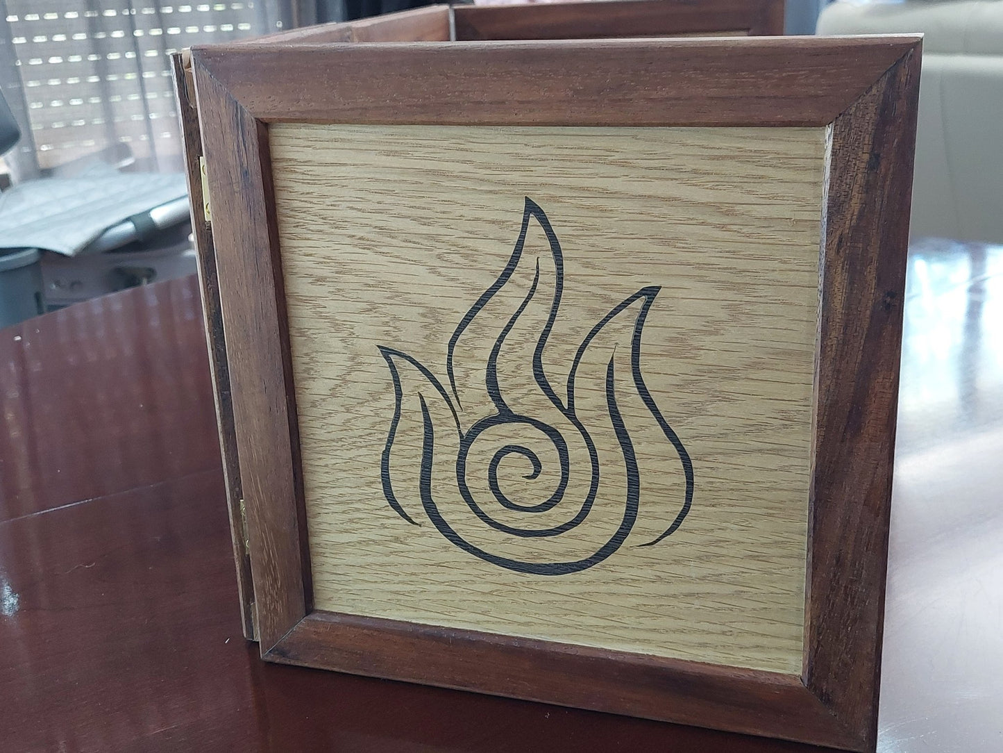 dice vault, dice case, dice tray, dnd, D&D, dungeons and dragons, miniatures, rpg, role play, wyrmwood, dice roller, GM screen, game master, screen, game master screen, dm screen, dungeon master screen, dice tower